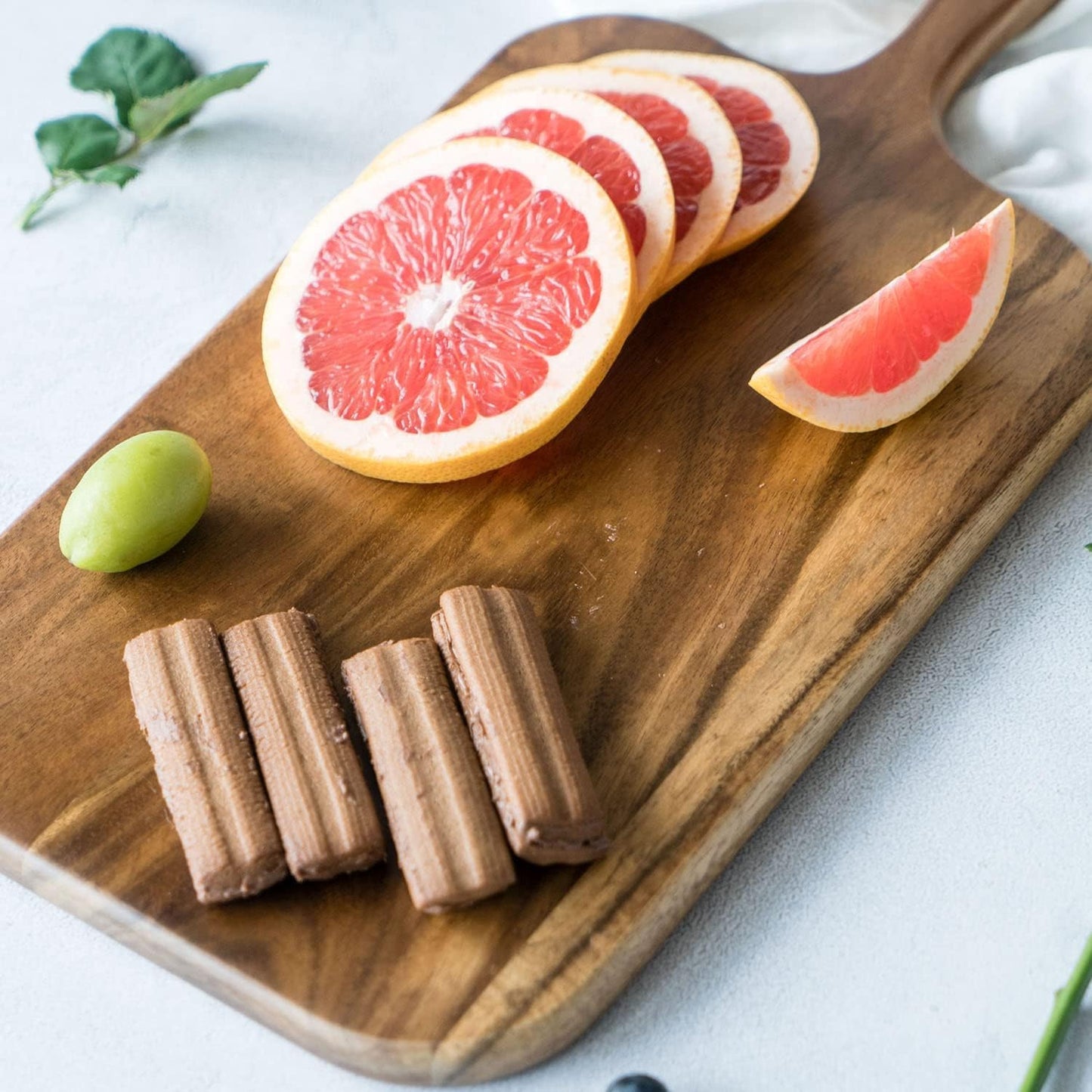 BILL.F Wood Cutting Board for Kitchen Set of 2 Cutting Board Wood with Handle for Meat,Cheese Board,Vegetables, Bread,Charcuterie - Decorative Wooden Serving Board for Kitchen and Dining Room