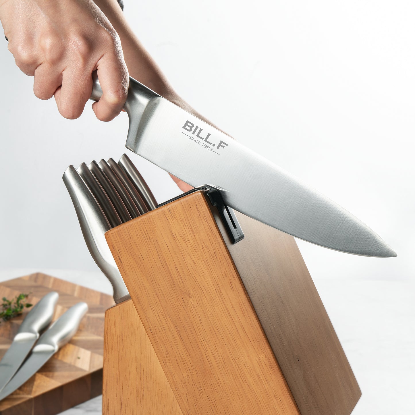 BILL.F 16 Pieces Kitchen Knife Sets with Block